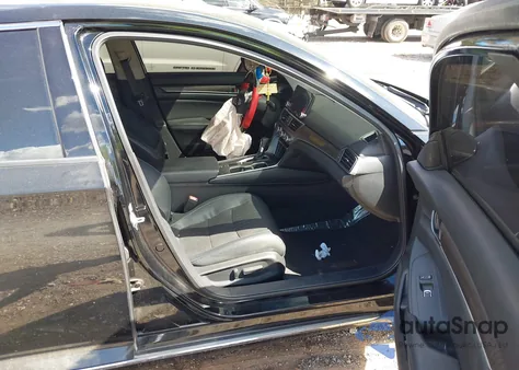 2018 Honda Accord Ex-L из США, поврежденный, VIN 1HGCV1F57JA168884